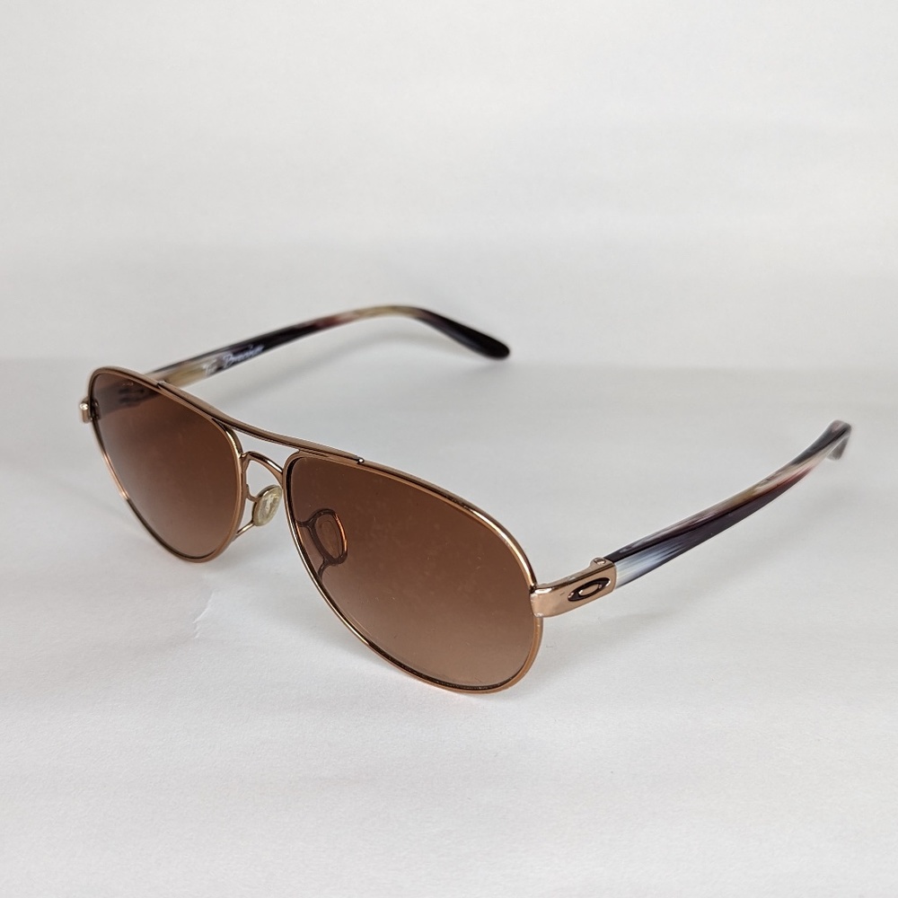 Oakley Tie Breaker Aviator OO4108-08 Rose Gold Frame | Brown Gradient Lens.